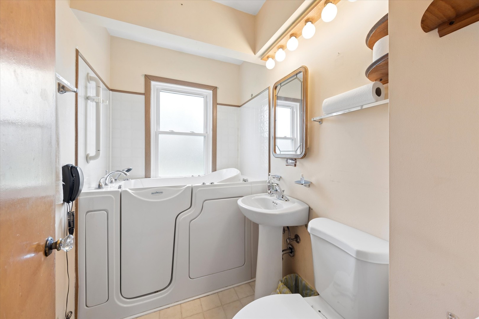 10732 71st Street, Countryside, IL 60525