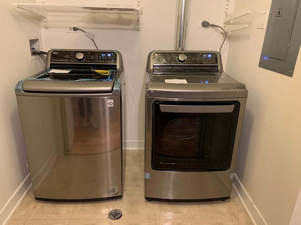 843 W Monroe Street #4B, Chicago, IL 60607