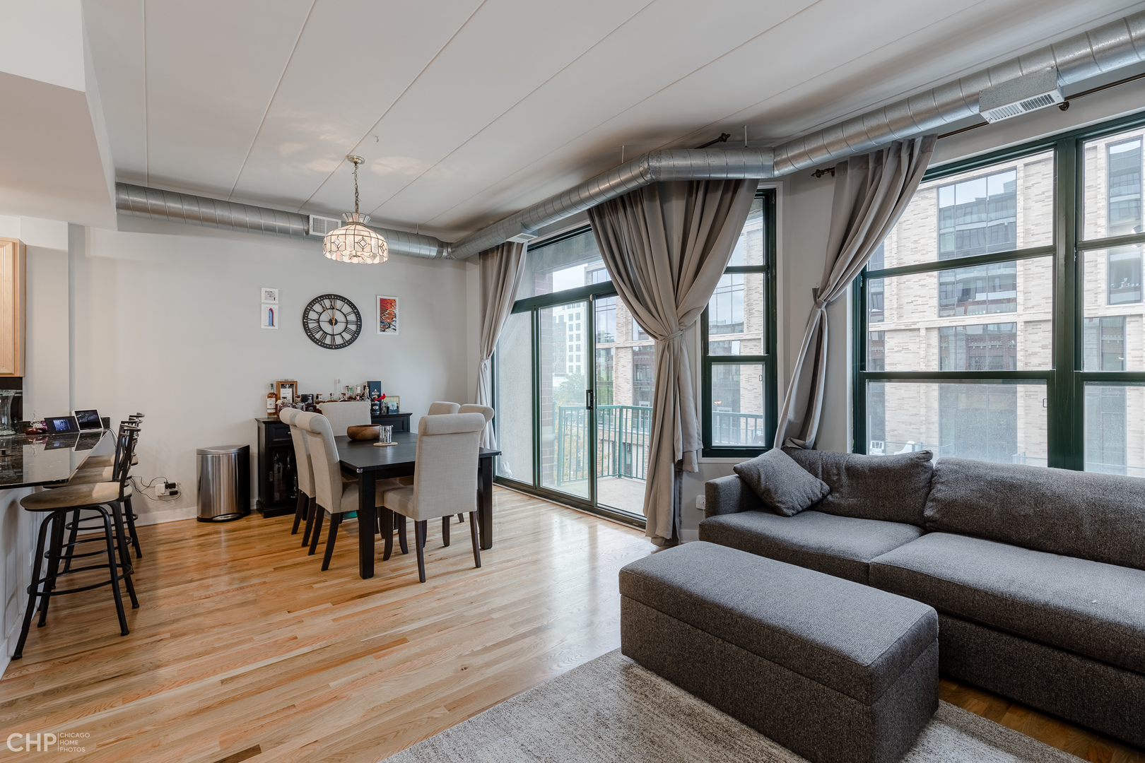 843 W Monroe Street #4B, Chicago, IL 60607