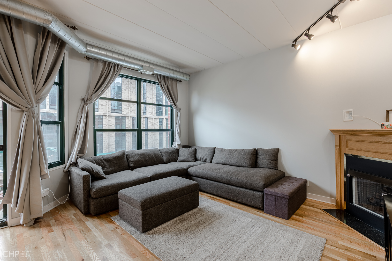 843 W Monroe Street #4B, Chicago, IL 60607