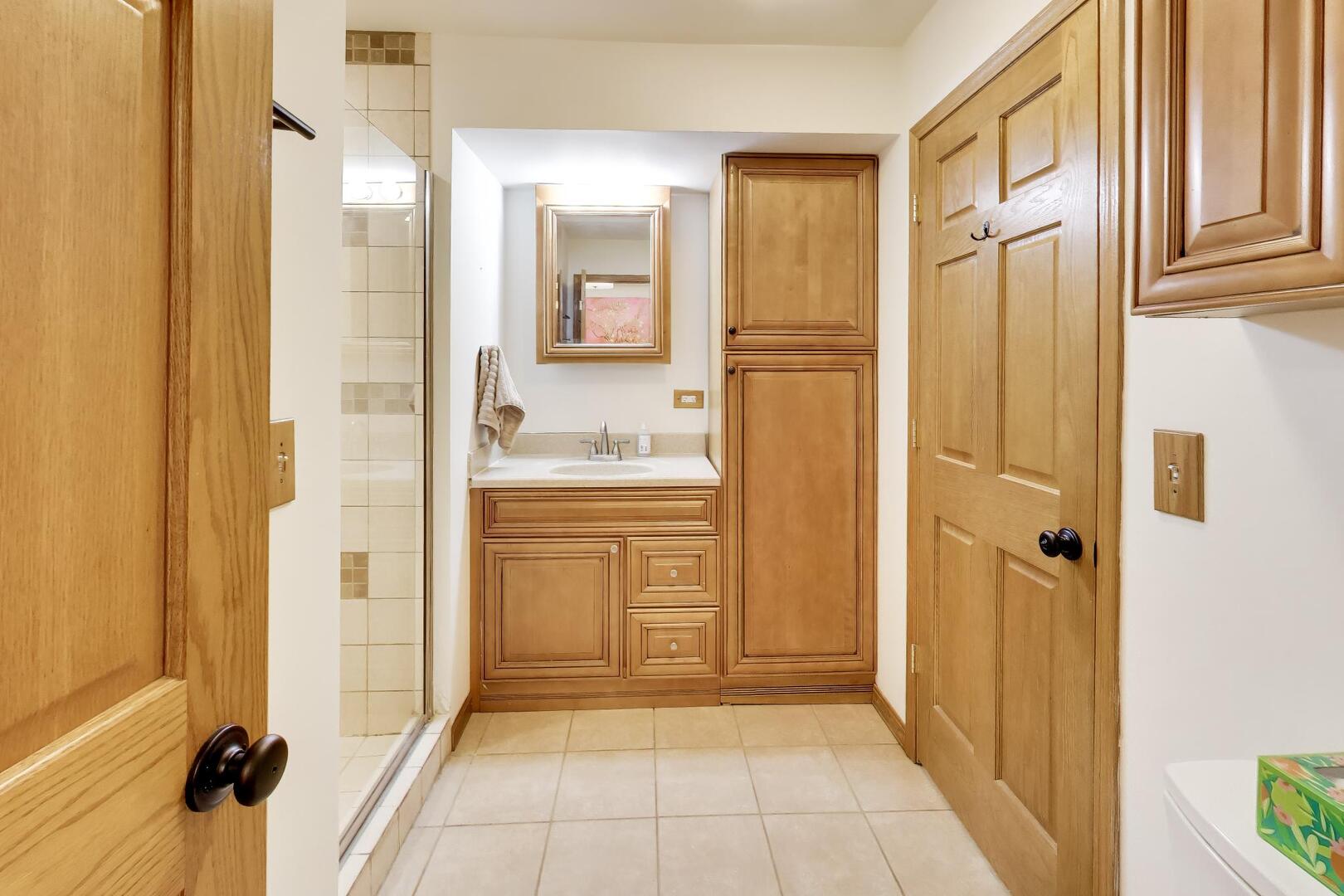 701 N Harrison Street, Algonquin, IL 60102