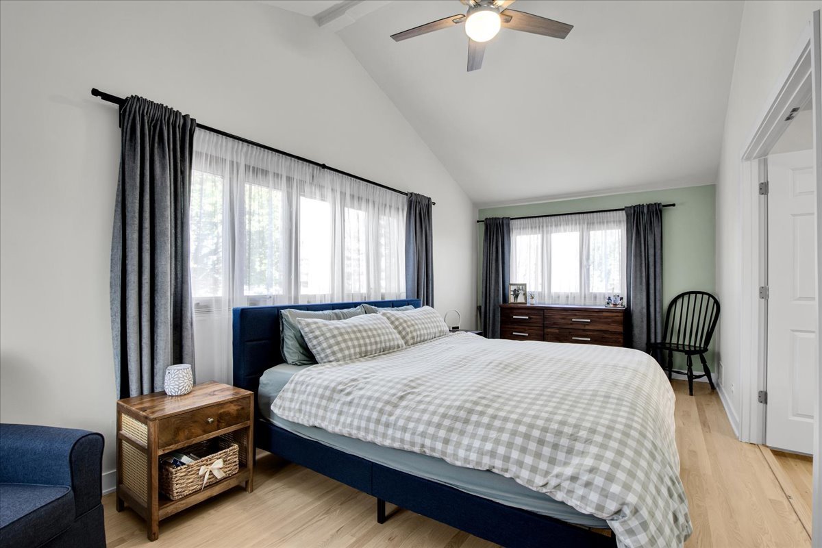 10447 S Stowe Court, Palos Hills, IL 60465