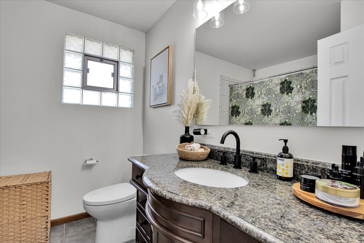 10447 S Stowe Court, Palos Hills, IL 60465