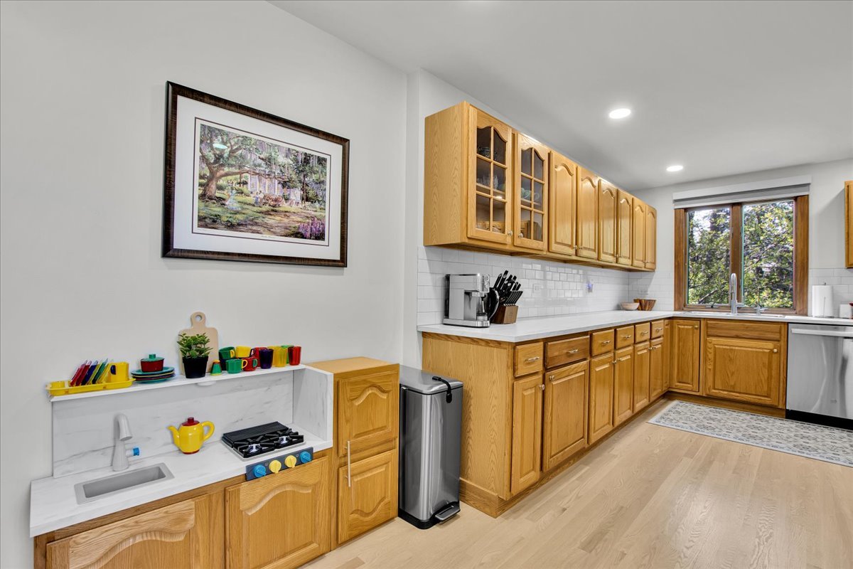 10447 S Stowe Court, Palos Hills, IL 60465