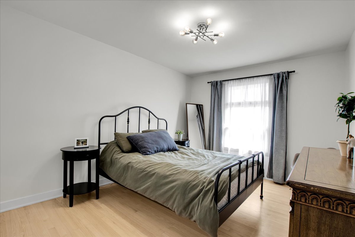 10447 S Stowe Court, Palos Hills, IL 60465