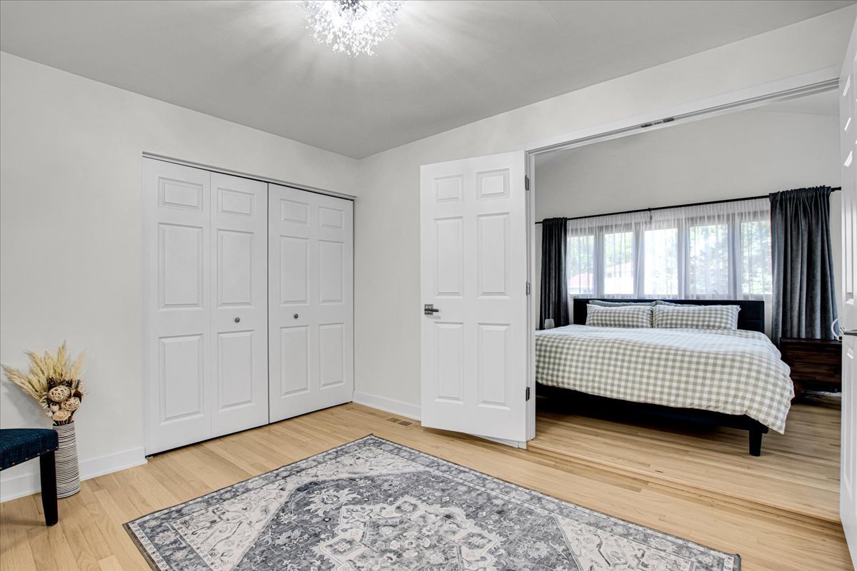 10447 S Stowe Court, Palos Hills, IL 60465