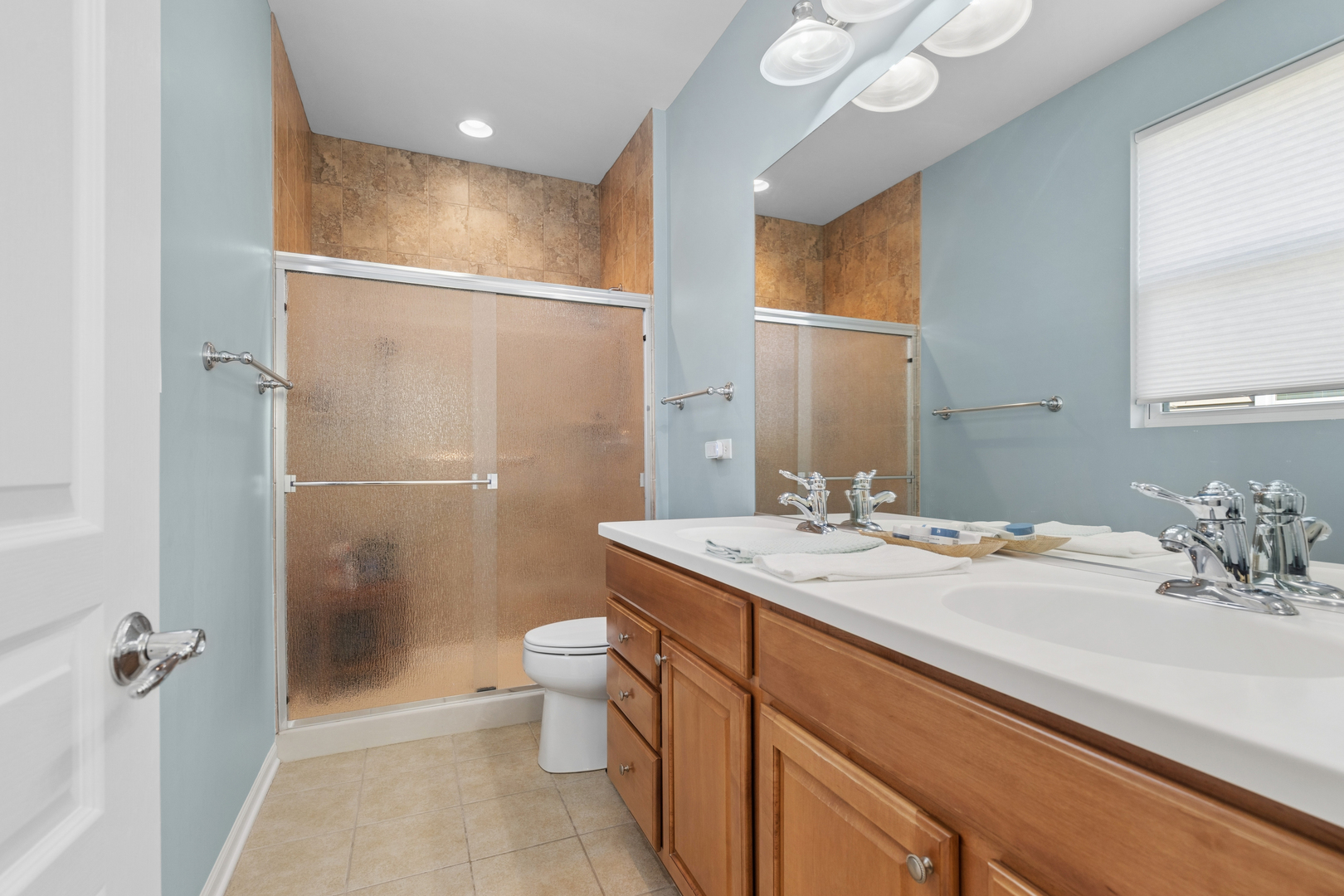 3295 Comstock Court, Mundelein, IL 60060
