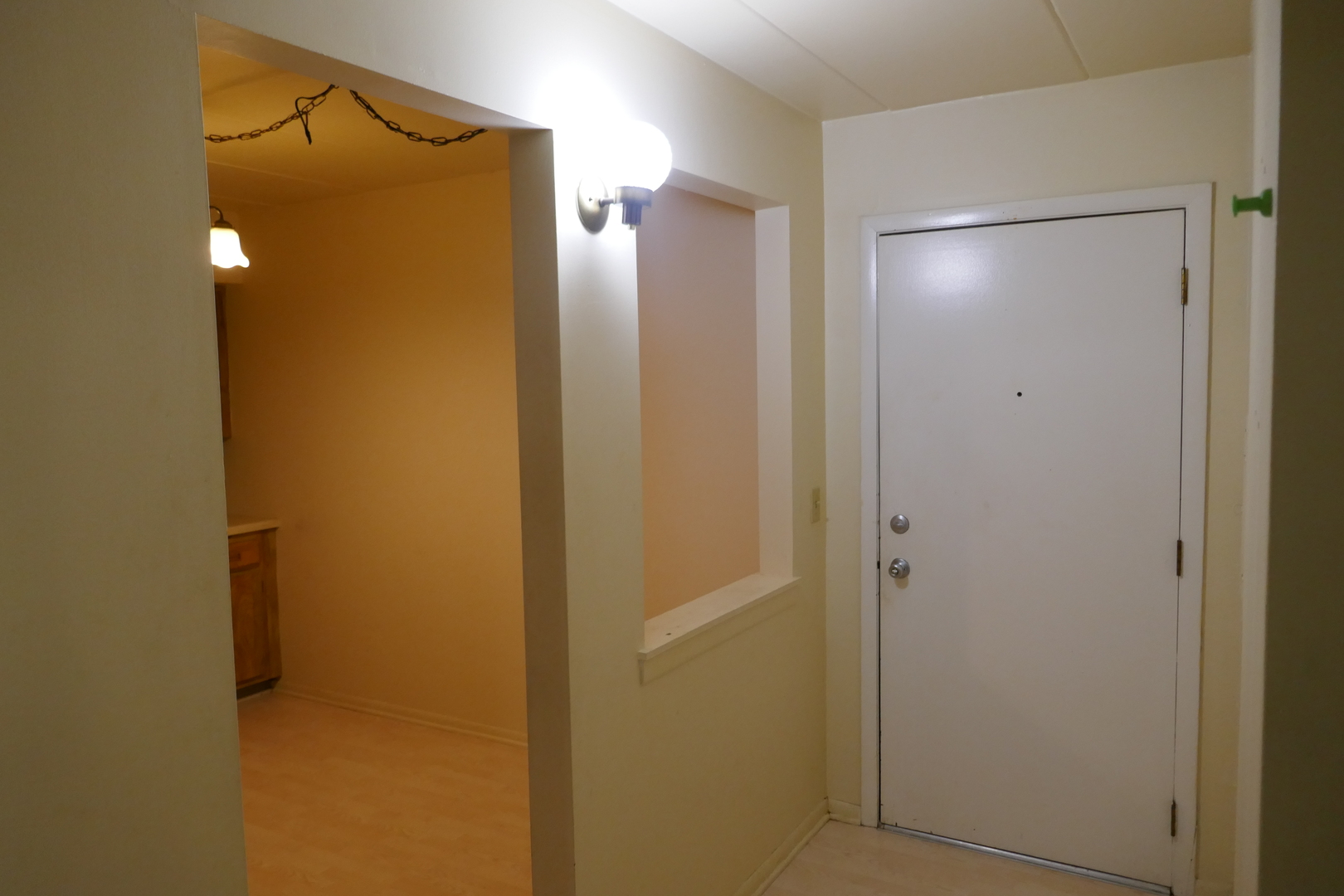 603 S River Road #2M, Des Plaines, IL 60016