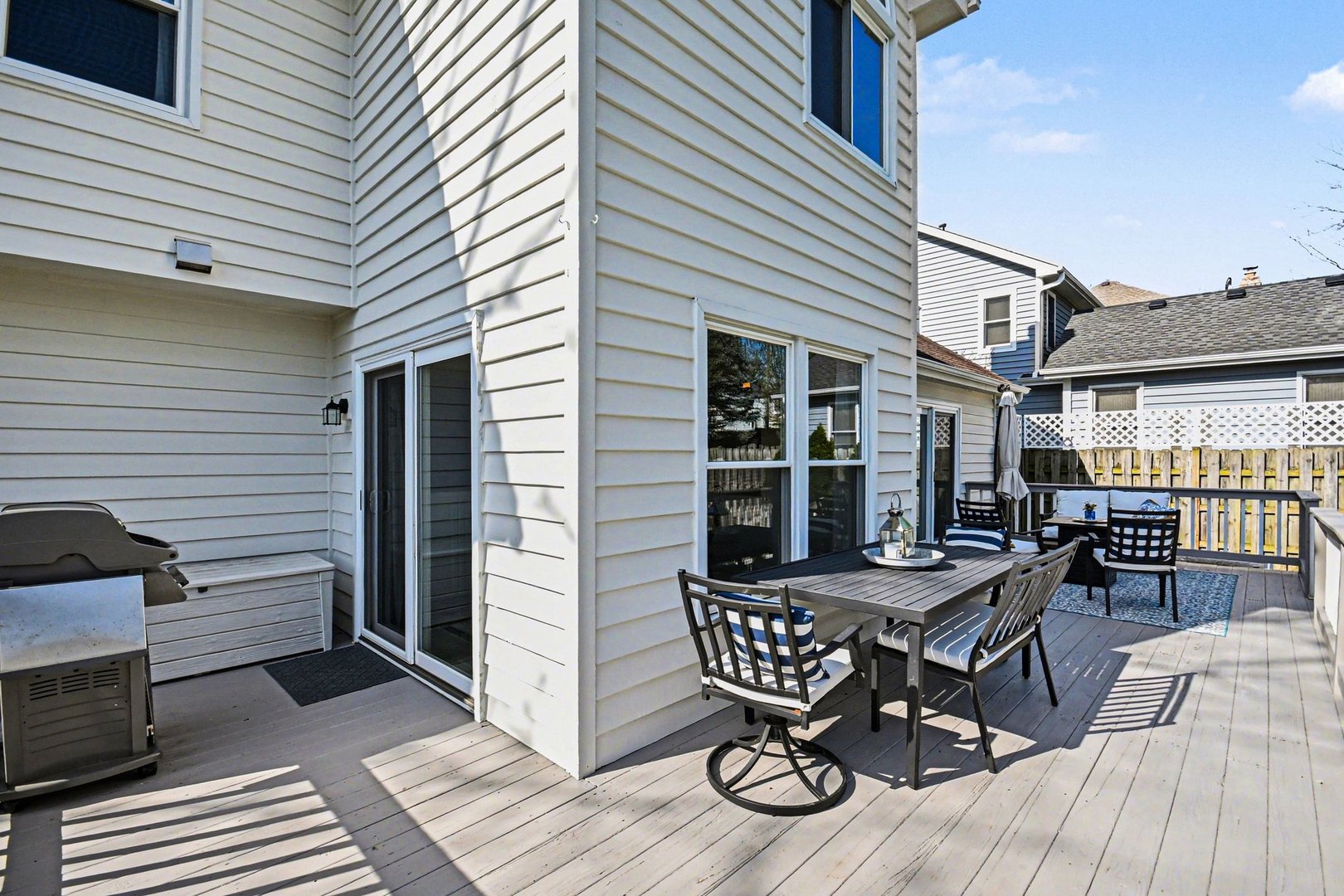 22W450 Cherry Lane, Glen Ellyn, IL 60137