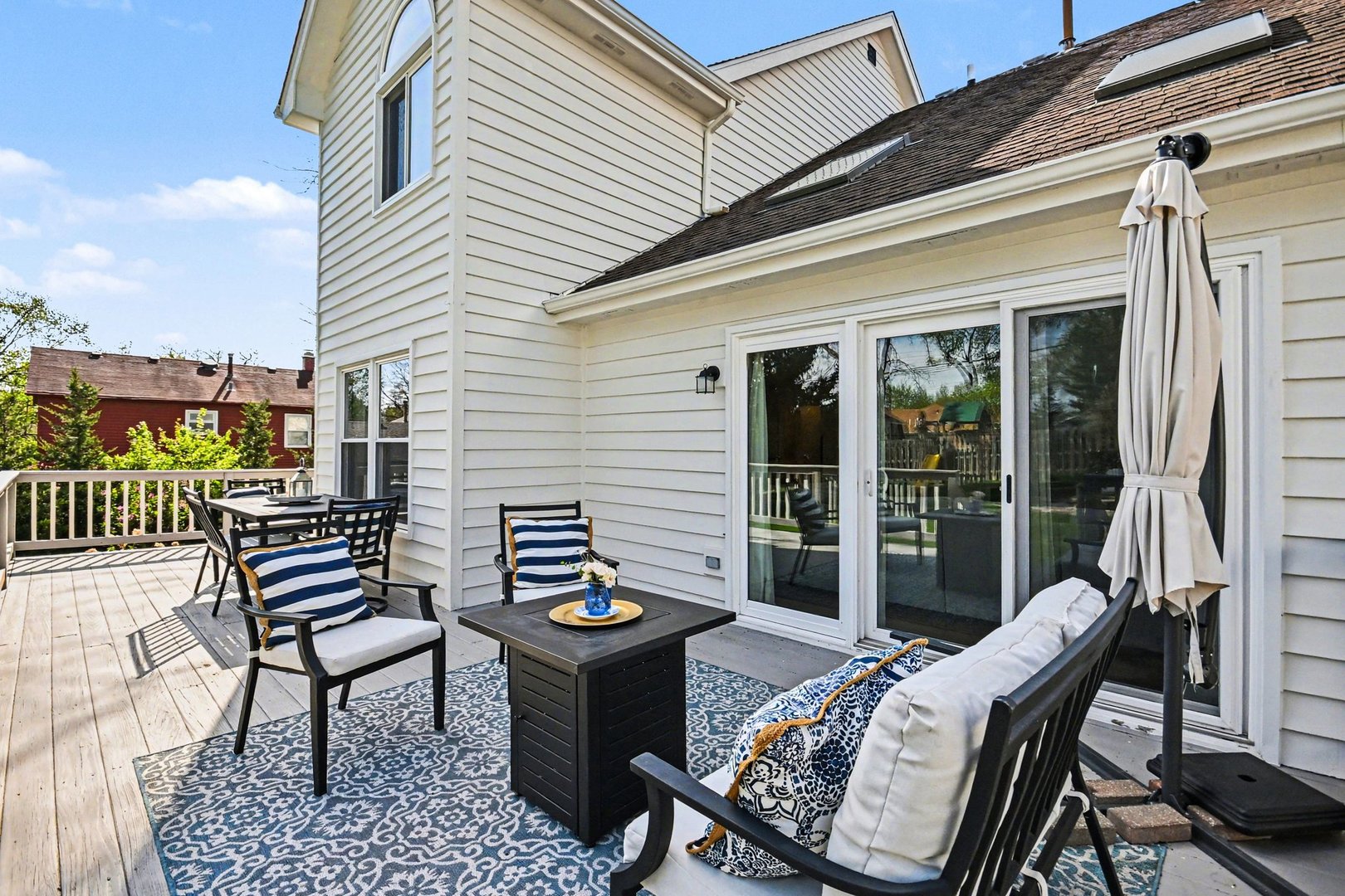 22W450 Cherry Lane, Glen Ellyn, IL 60137