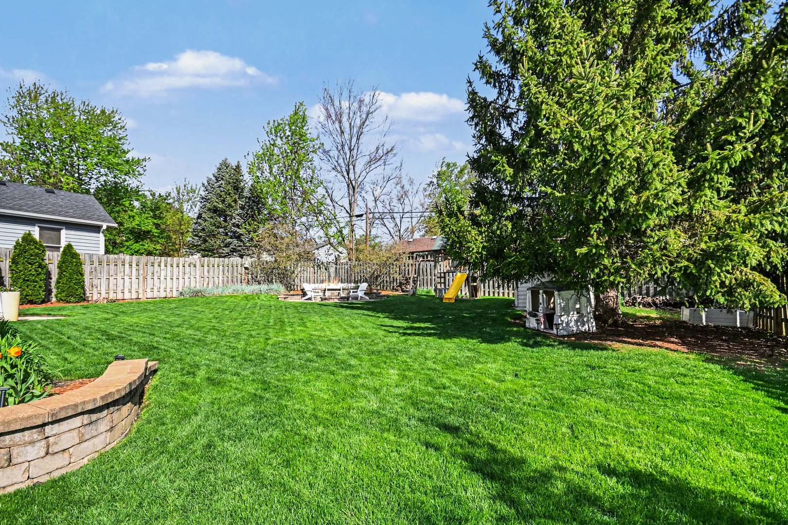 22W450 Cherry Lane, Glen Ellyn, IL 60137