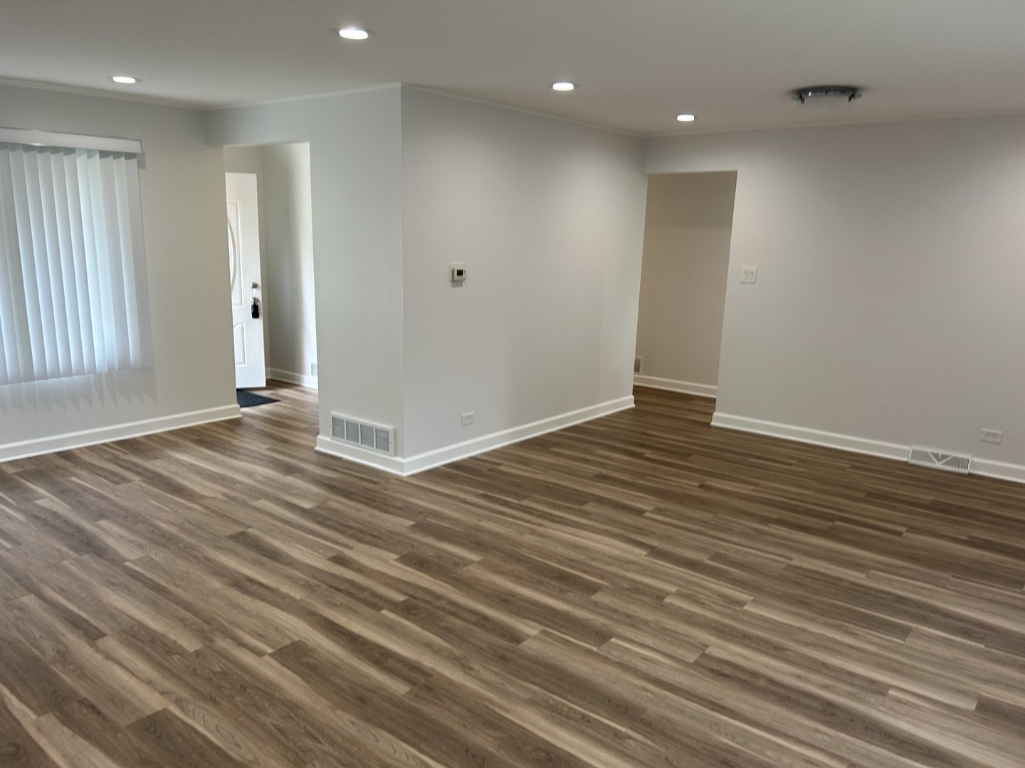 105 N PHELPS Avenue, Arlington Heights, IL 60004