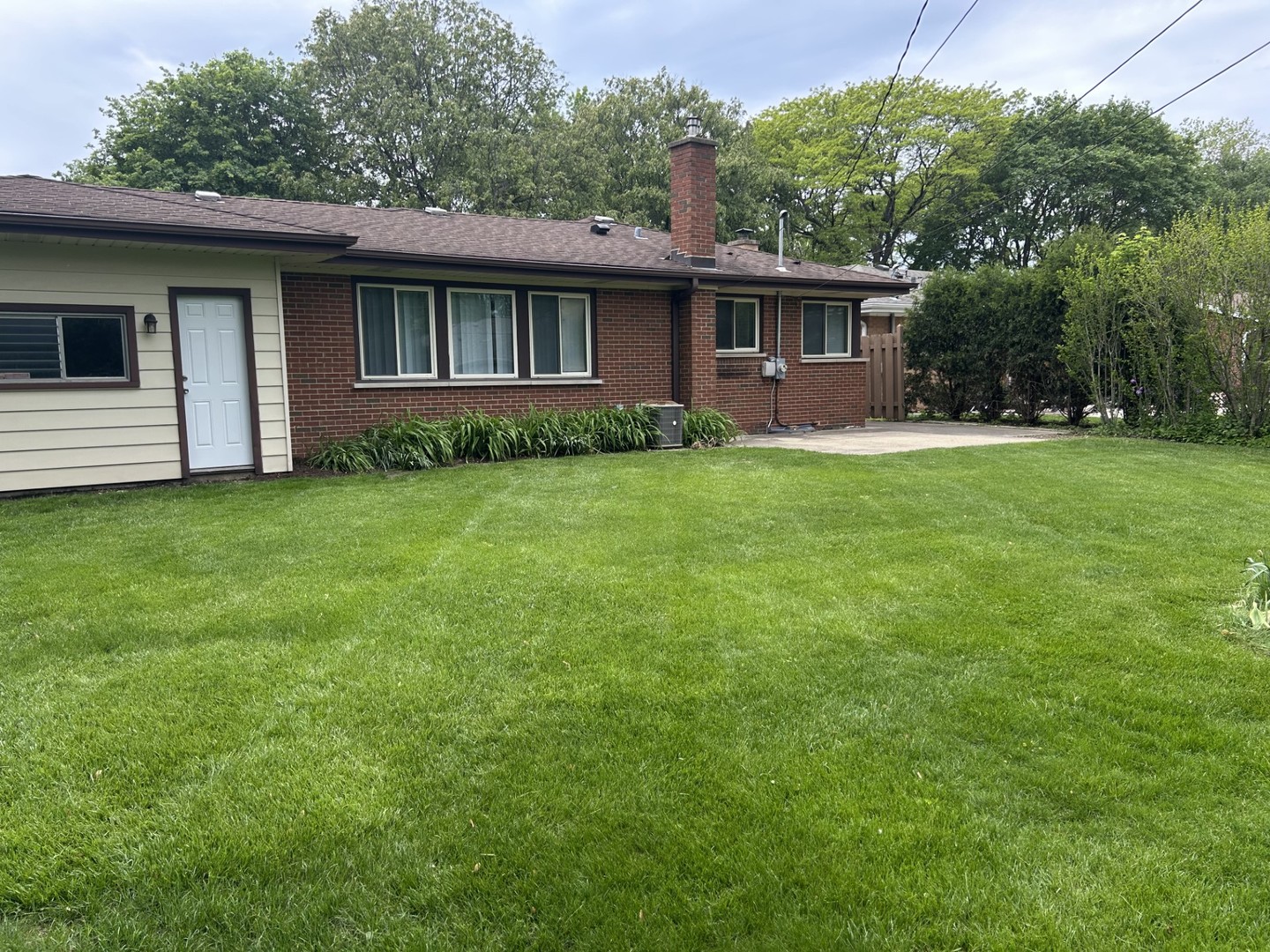 105 N PHELPS Avenue, Arlington Heights, IL 60004