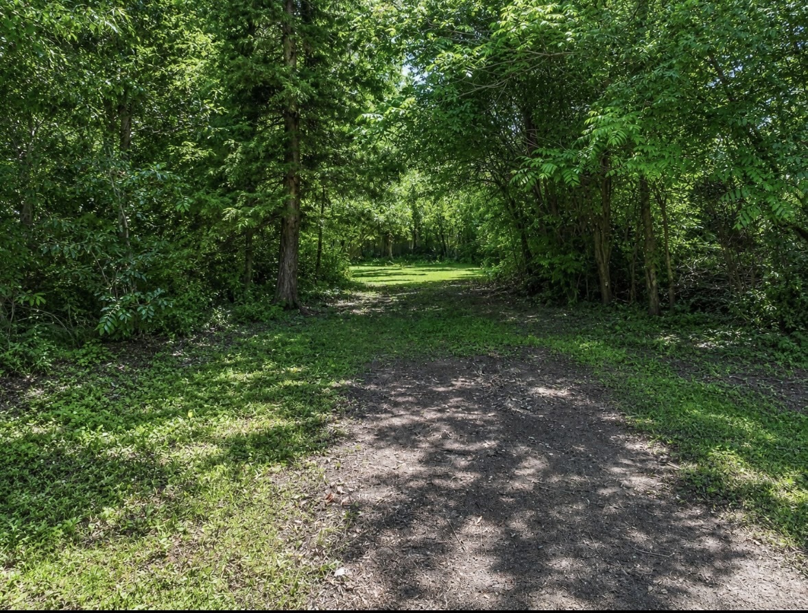 309 Landmeier Road, Elk Grove Village, IL 60007