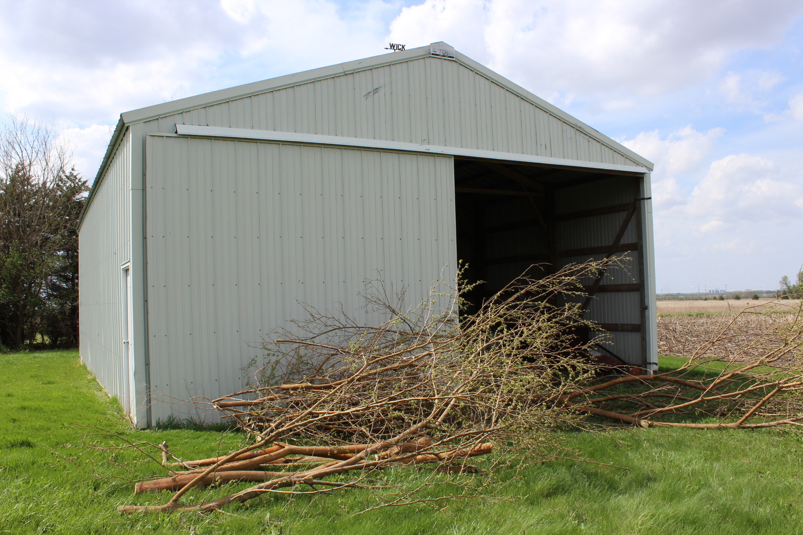 29369 N 1200 East Road, Blackstone, IL 61313