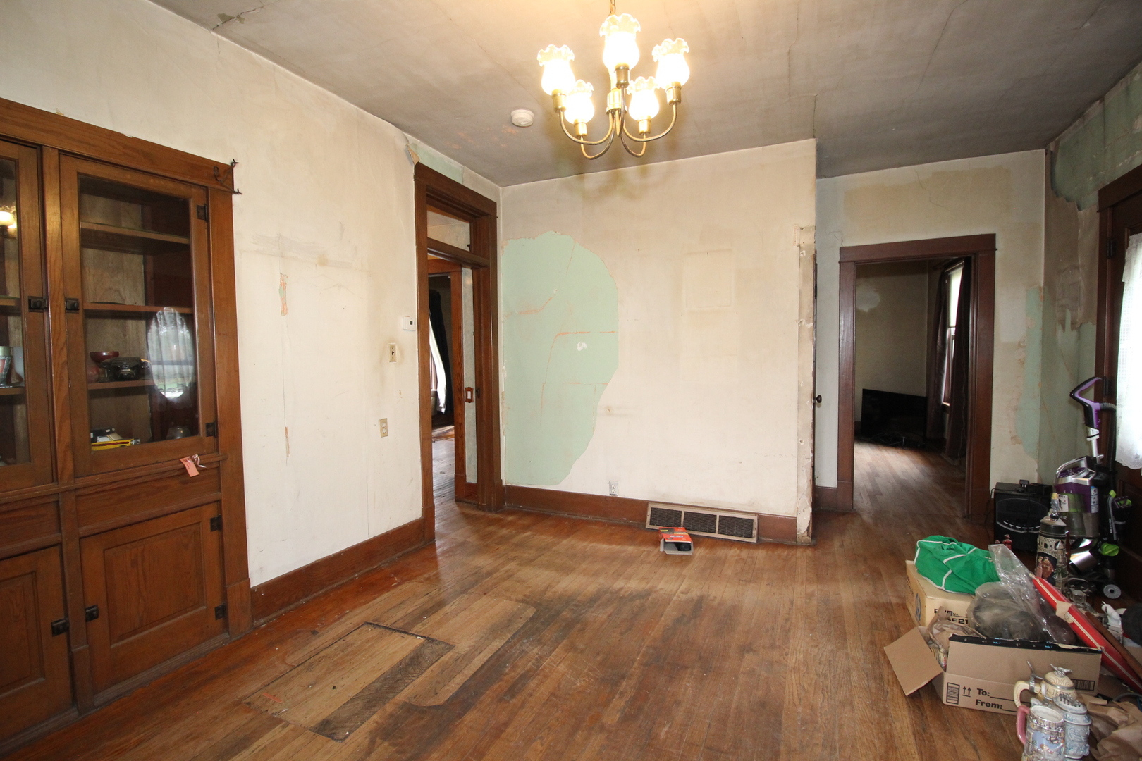 29369 N 1200 East Road, Blackstone, IL 61313