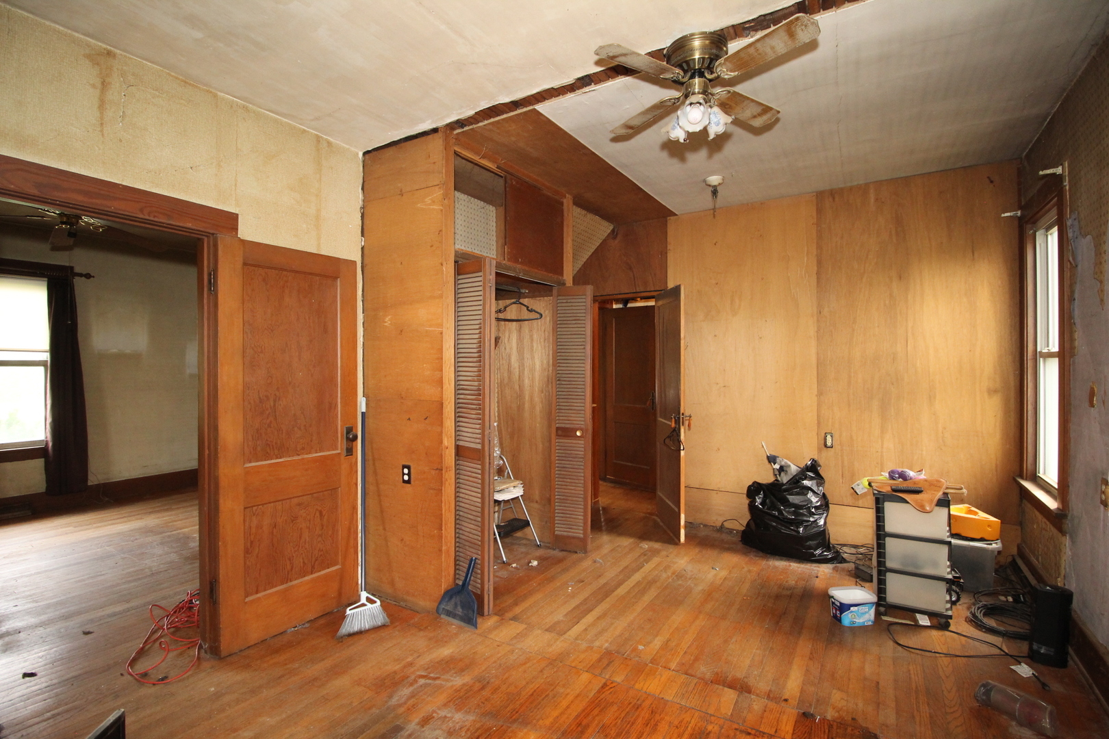 29369 N 1200 East Road, Blackstone, IL 61313