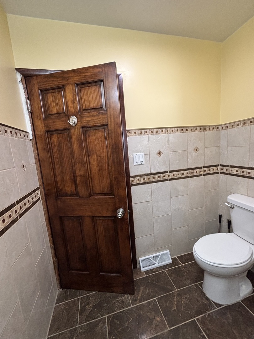 2312 209th Street, Chicago Heights, IL 60411