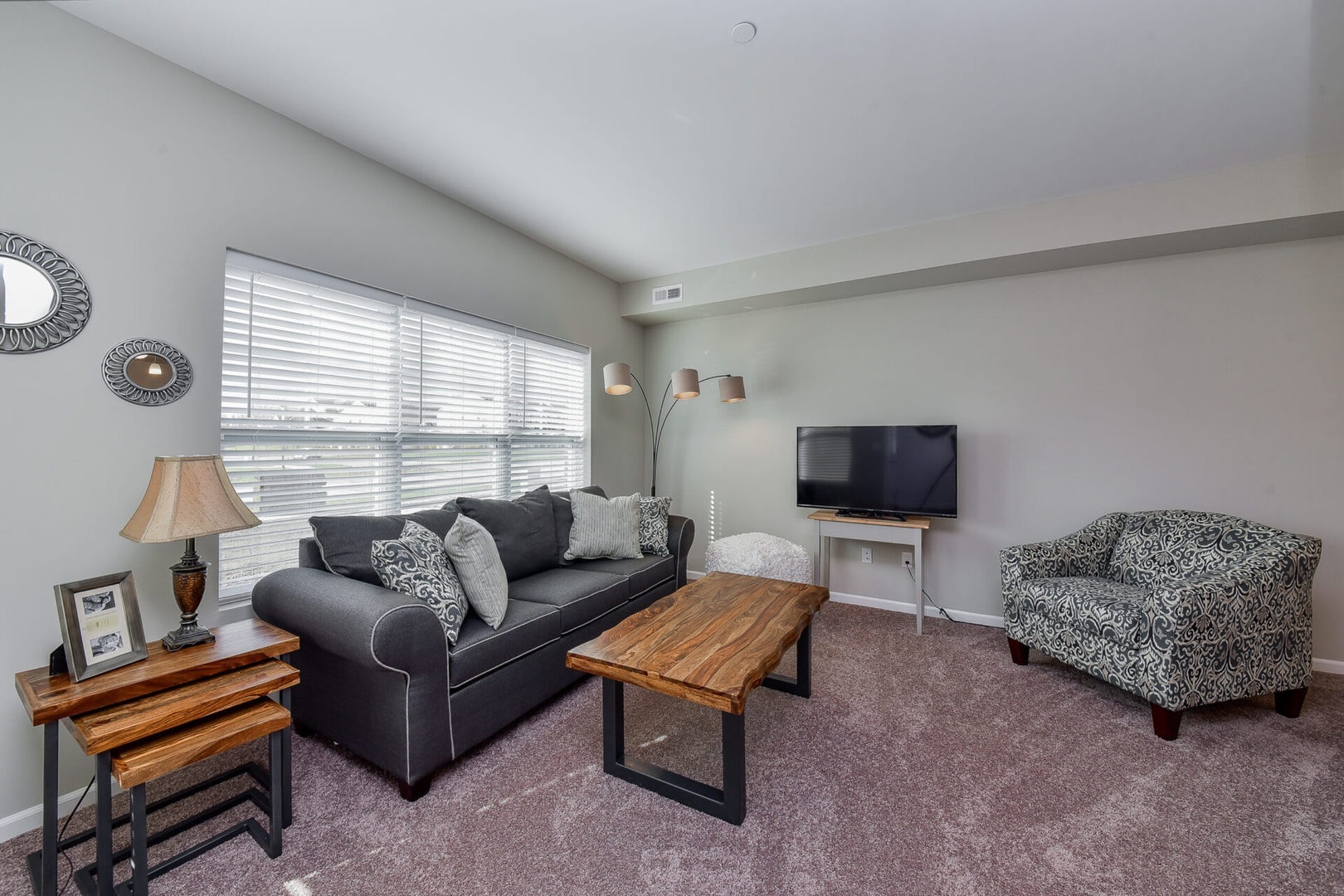 1263 Comiskey Avenue, North Aurora, IL 60542