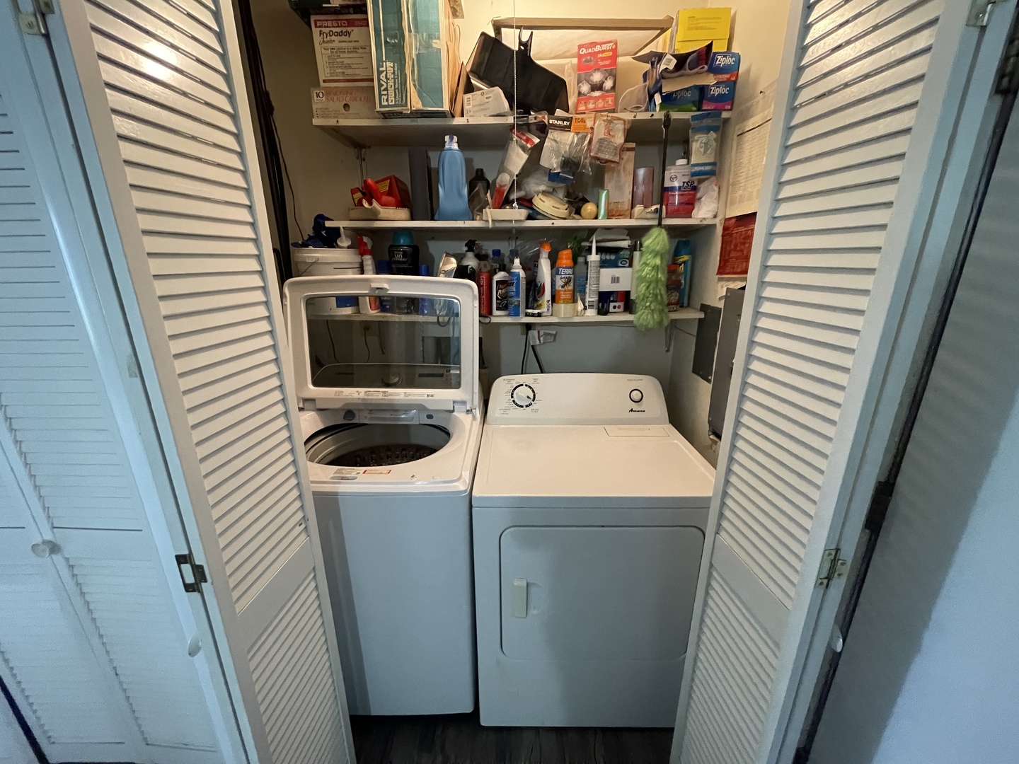 3002 Harris Drive, Joliet, IL 60431