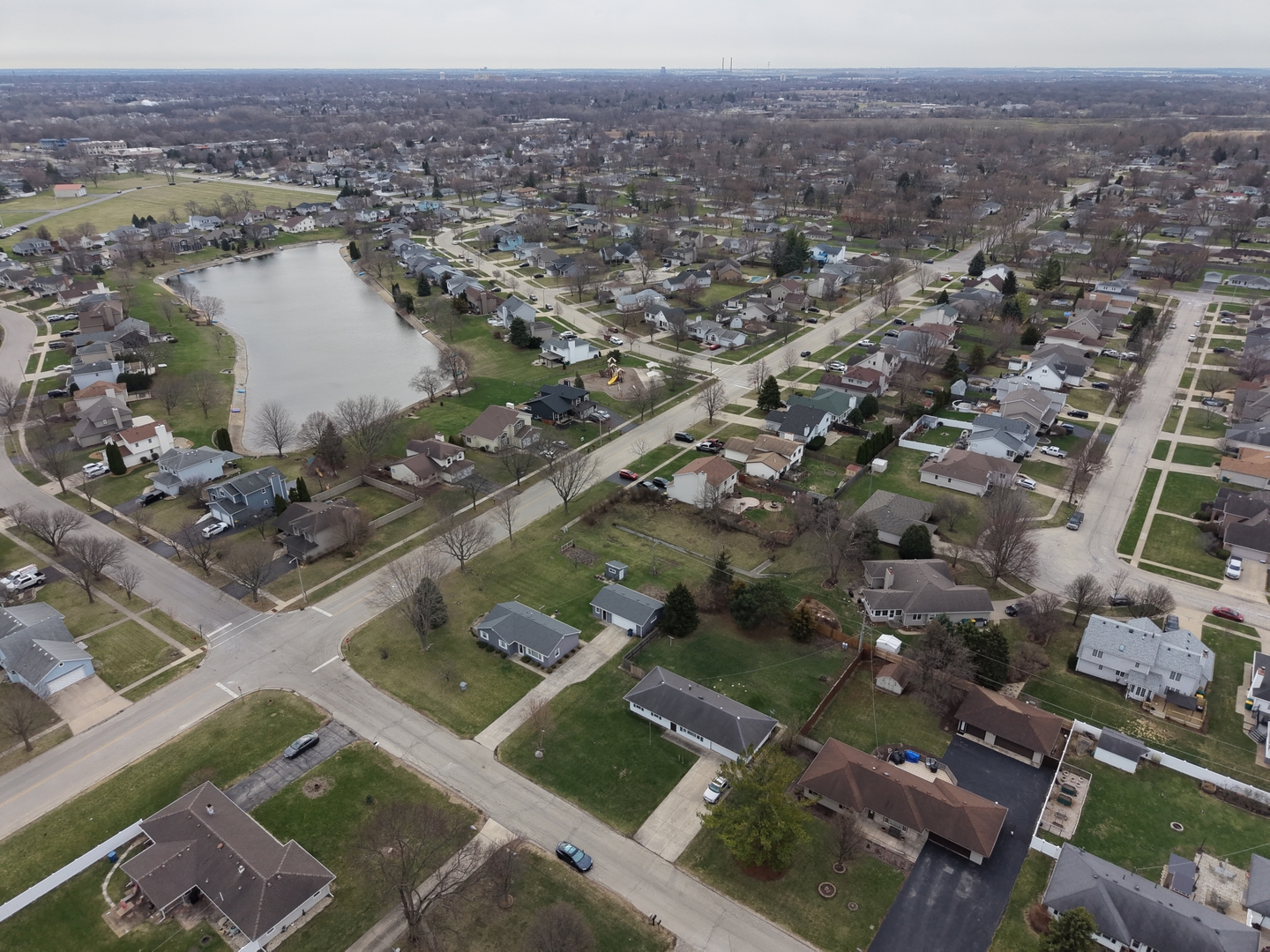 3002 Harris Drive, Joliet, IL 60431