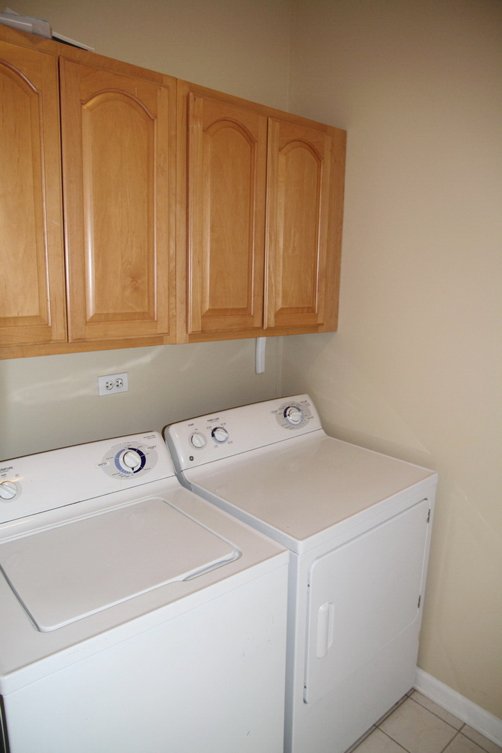 2226 Daybreak Drive #2226, Aurora, IL 60503