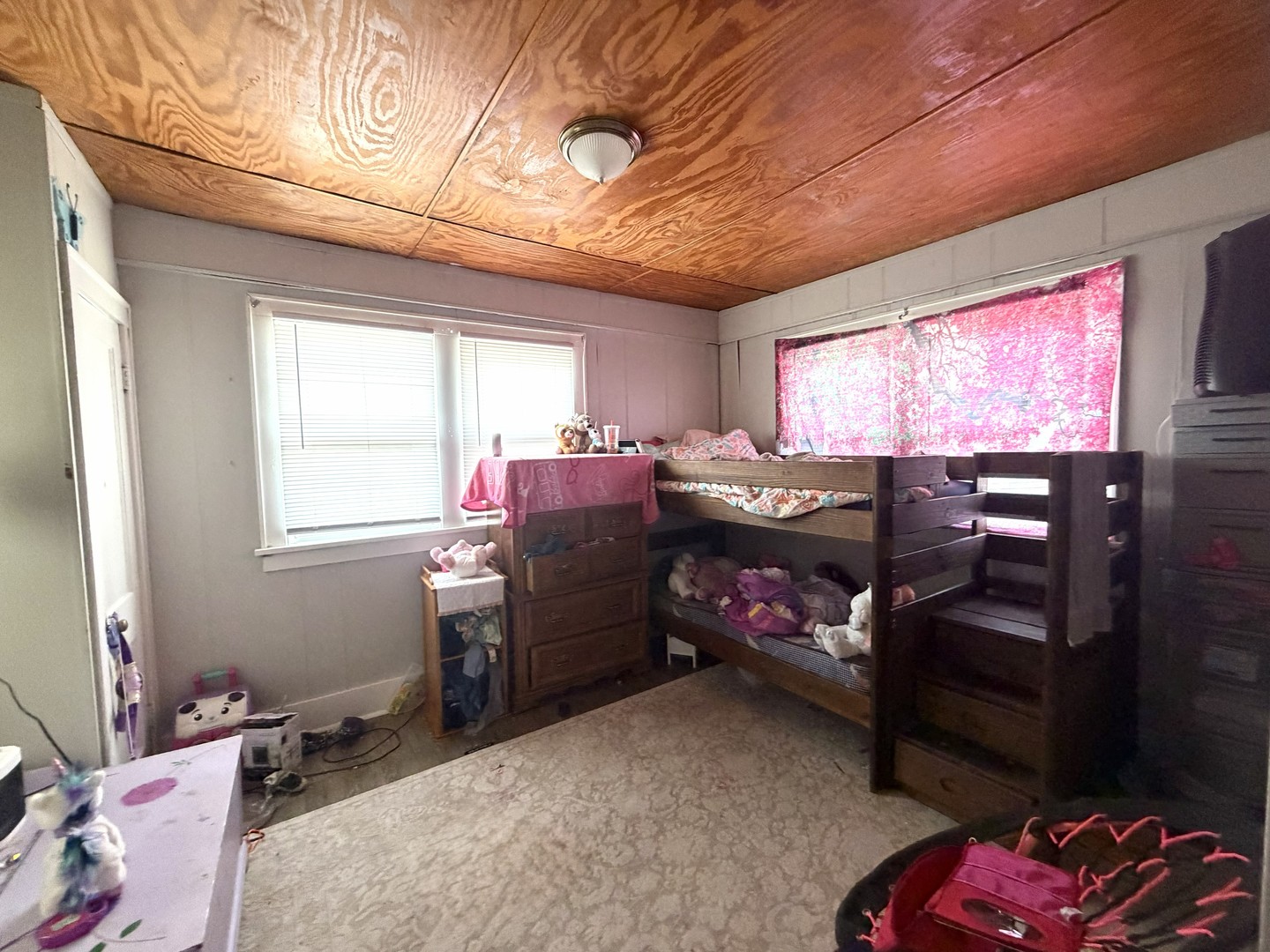 511 E Jackson Street, Bloomington, IL 61701