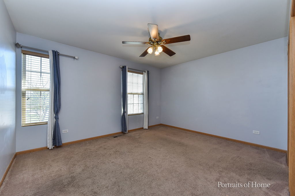 826 Phelps Lane, Shorewood, IL 60404