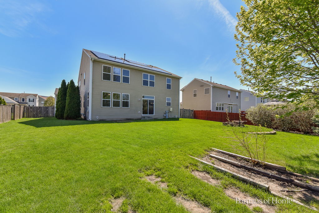 826 Phelps Lane, Shorewood, IL 60404