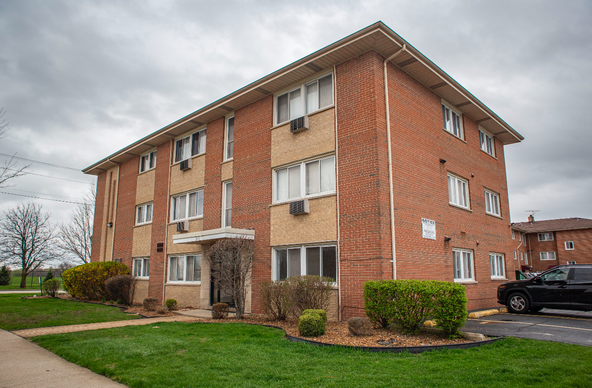 11036 S Kenneth Avenue #1, Oak Lawn, IL 60453