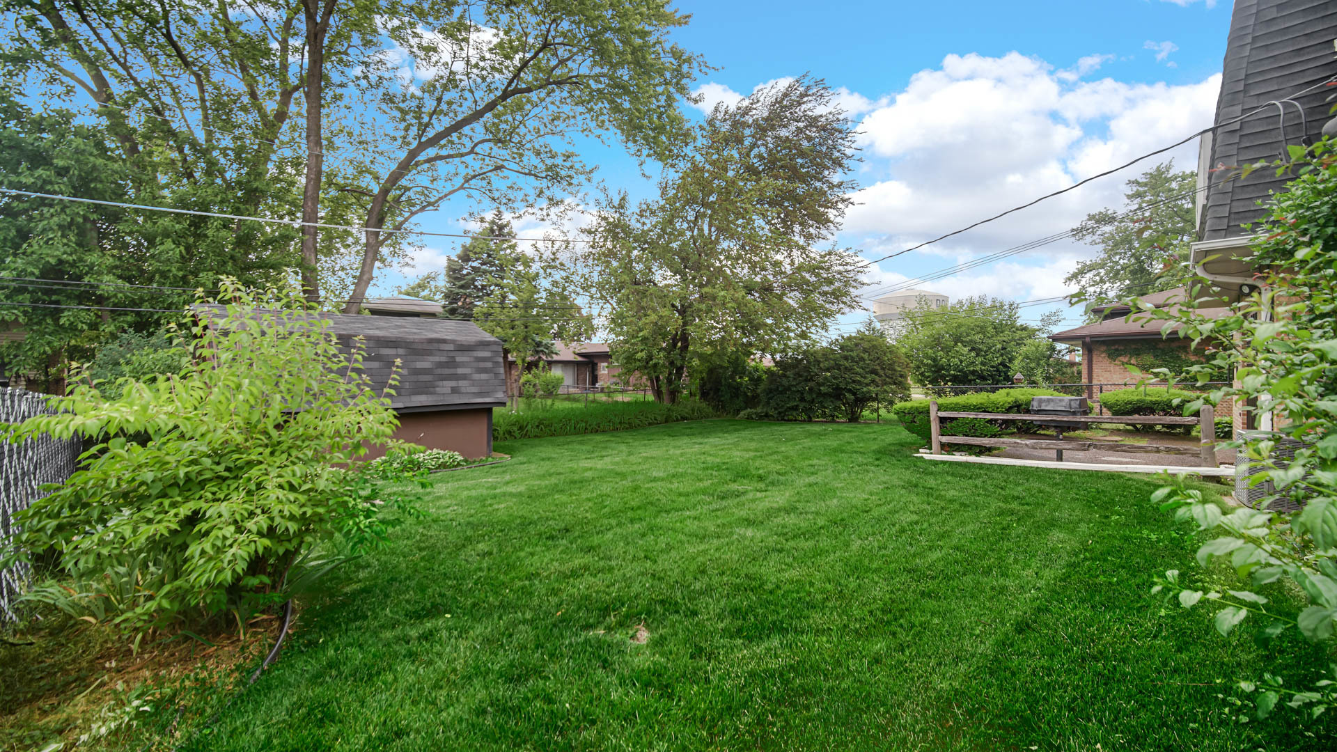 15058 Naughton Drive, South Holland, IL 60473