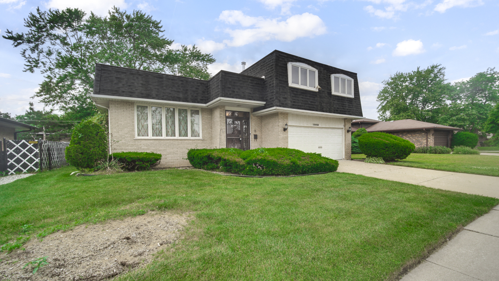 15058 Naughton Drive, South Holland, IL 60473