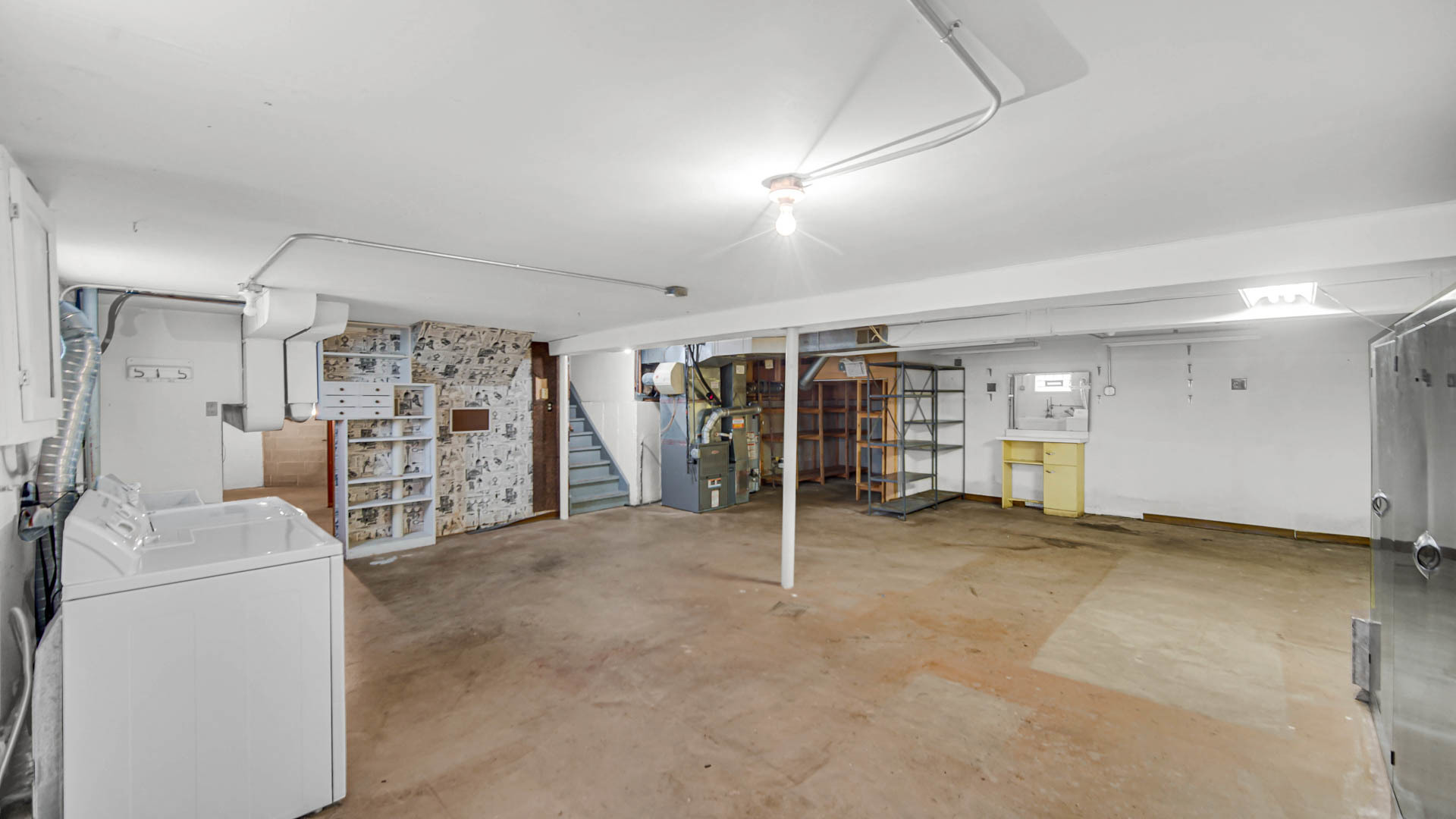 15058 Naughton Drive, South Holland, IL 60473