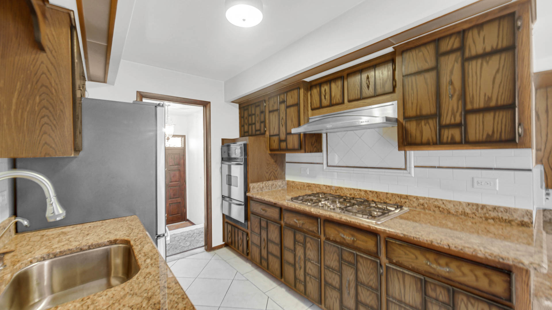 15058 Naughton Drive, South Holland, IL 60473