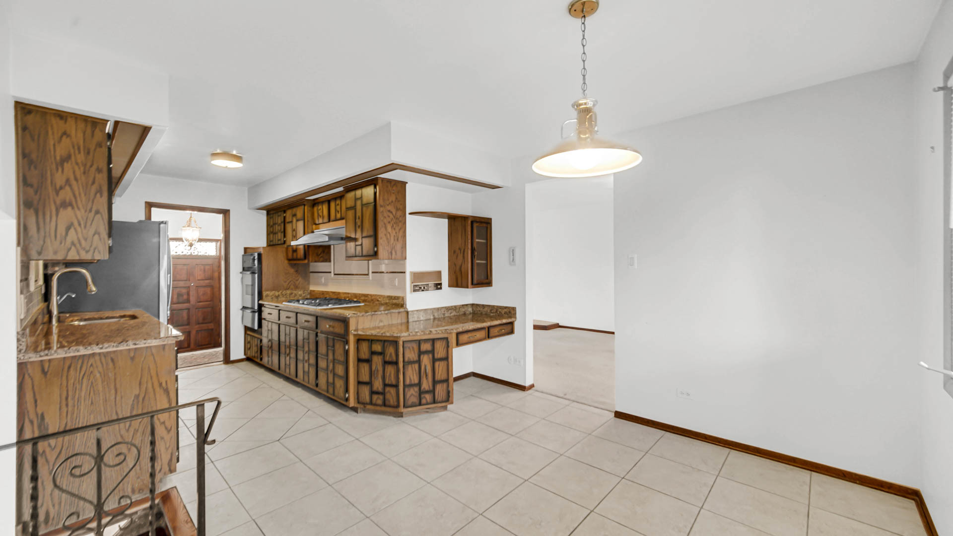 15058 Naughton Drive, South Holland, IL 60473