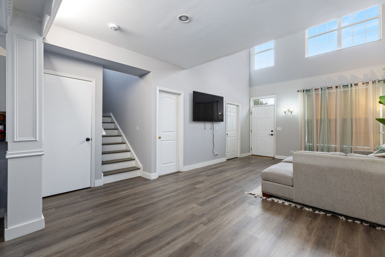 1845 BLUESTEM Circle, Aurora, IL 60504