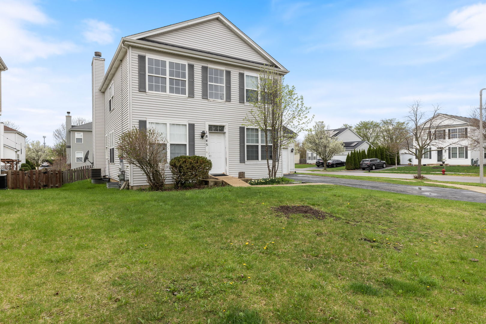 1845 BLUESTEM Circle, Aurora, IL 60504