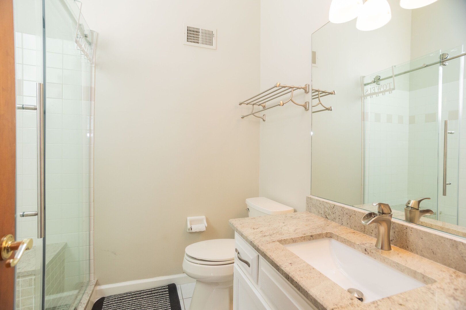 1368 Hunter Circle, Naperville, IL 60540