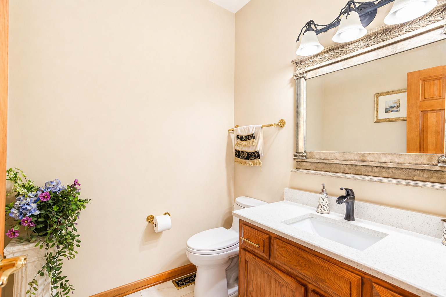 1368 Hunter Circle, Naperville, IL 60540
