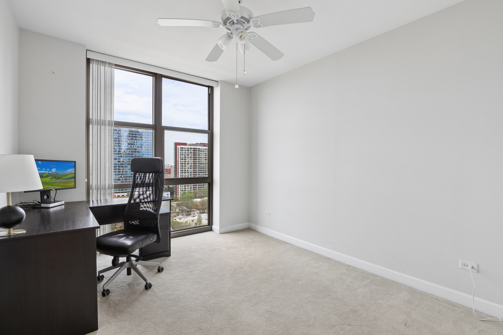 1101 S State Street #1607, Chicago, IL 60605