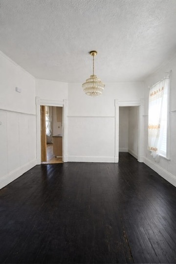 5837 S Racine Avenue, Chicago, IL 60636