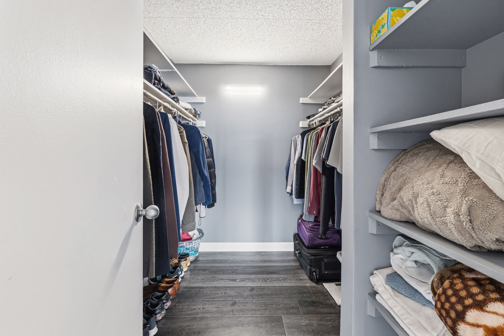 2005 S Finley Road #1102, Lombard, IL 60148