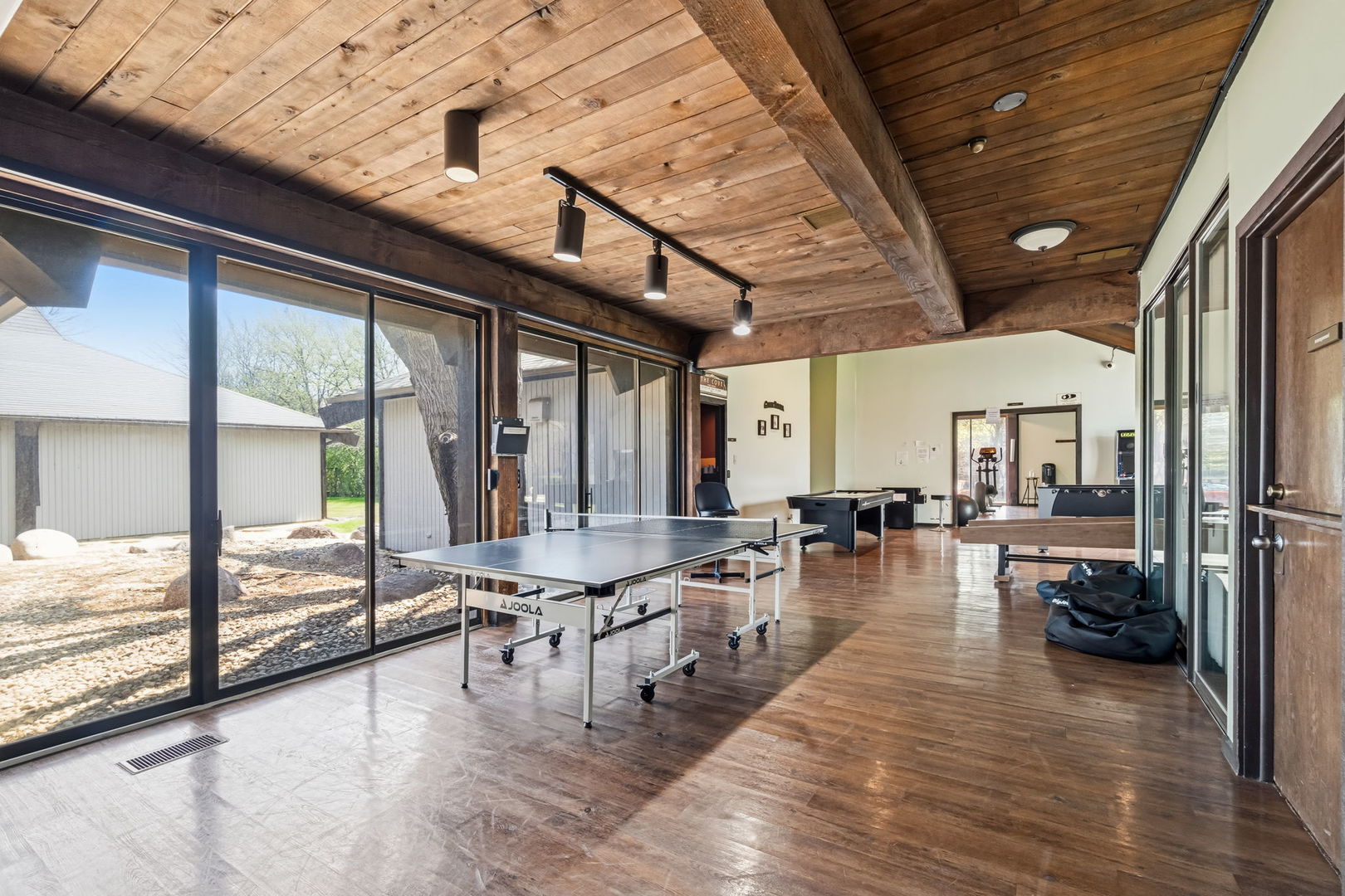 2005 S Finley Road #1102, Lombard, IL 60148