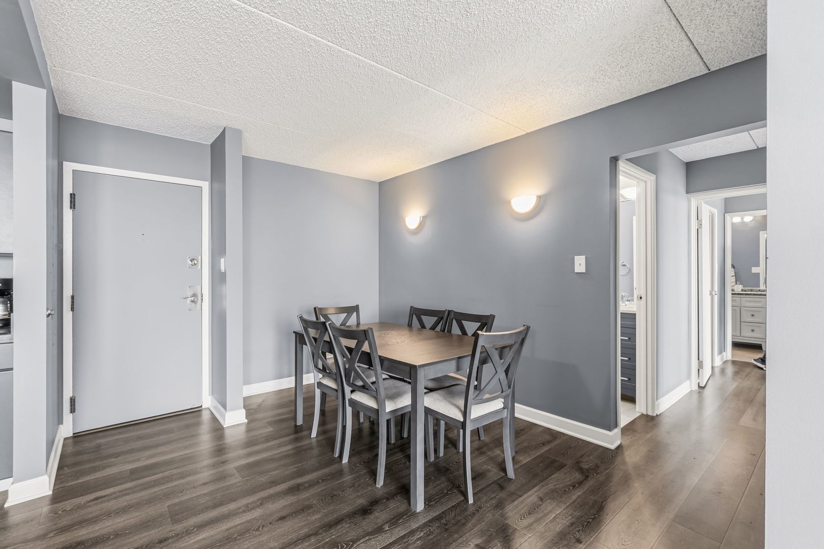 2005 S Finley Road #1102, Lombard, IL 60148