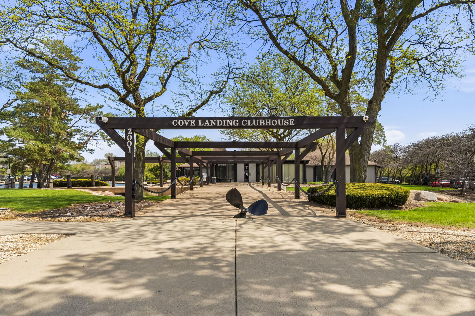 2005 S Finley Road #1102, Lombard, IL 60148