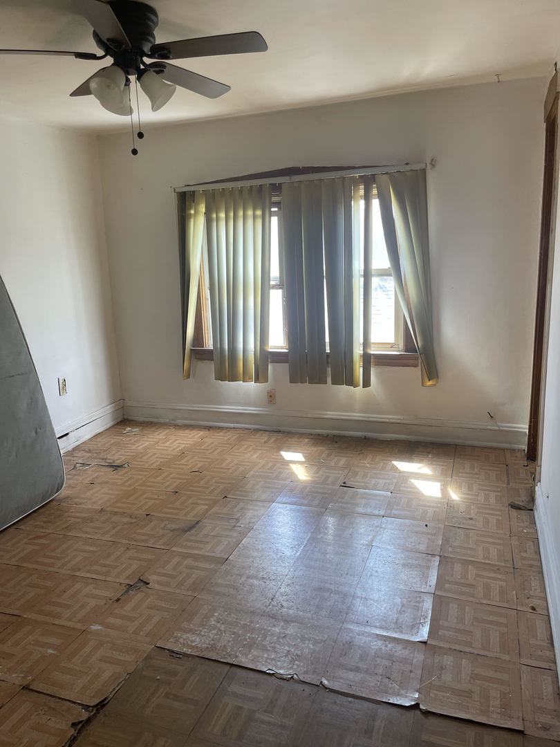 249 Marshall Avenue, Bellwood, IL 60104