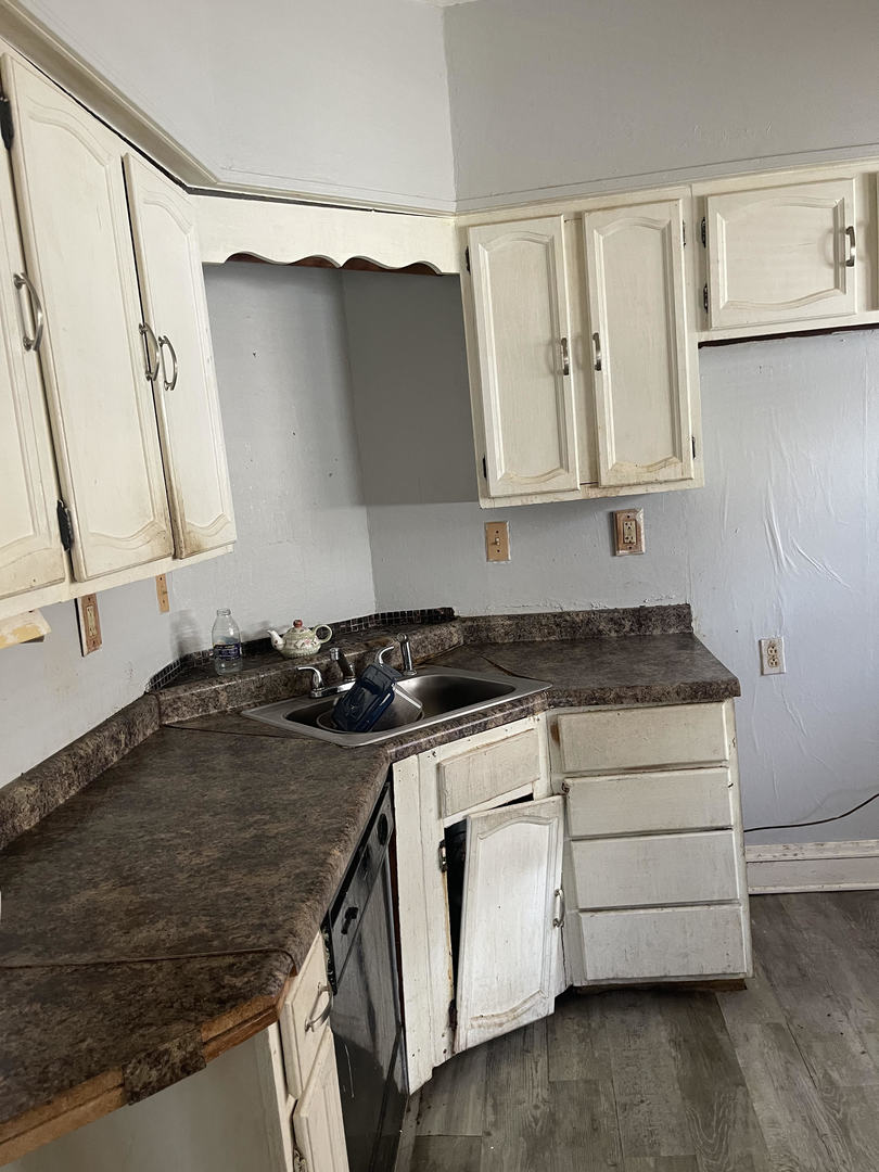 249 Marshall Avenue, Bellwood, IL 60104