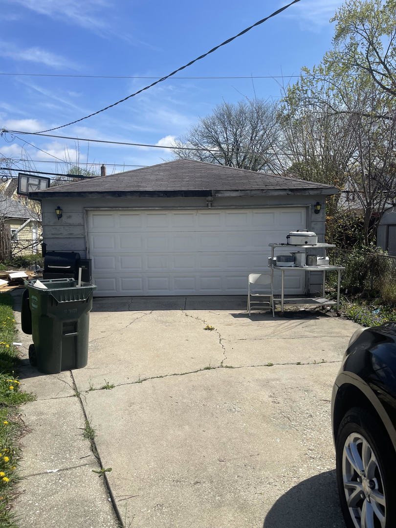 249 Marshall Avenue, Bellwood, IL 60104