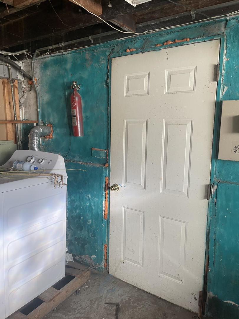 249 Marshall Avenue, Bellwood, IL 60104