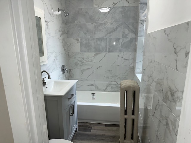 4058 W Dickens Avenue #2D, Chicago, IL 60639